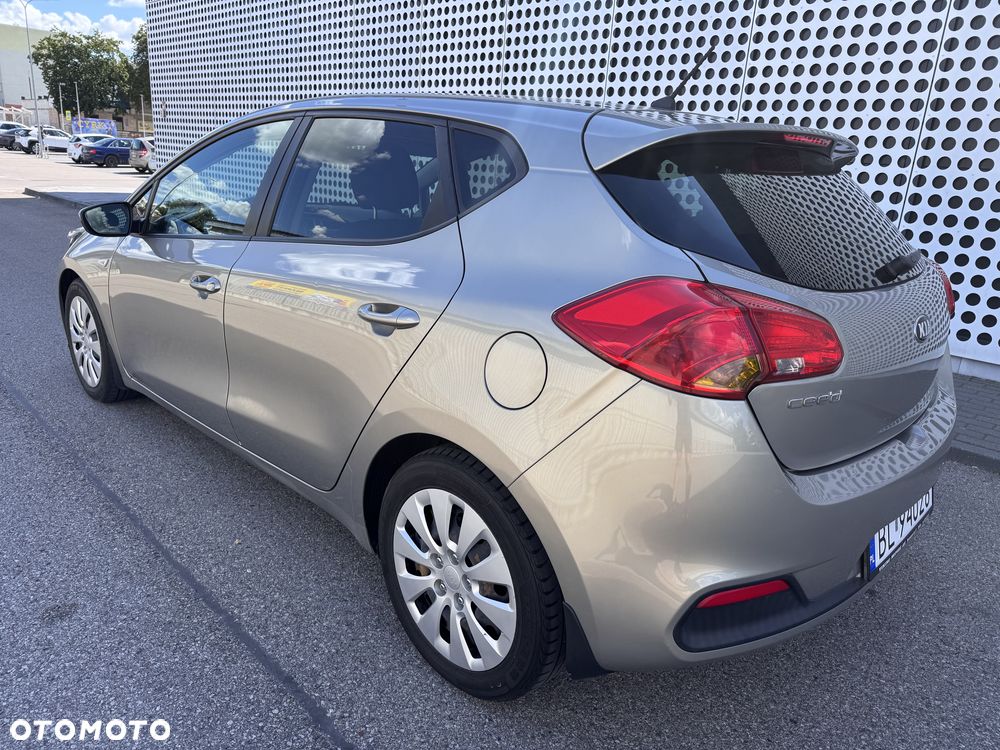 Kia Ceed 1.4 CVVT - 15