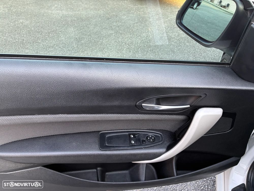 BMW 218 d Coupe Line Sport Auto - 11