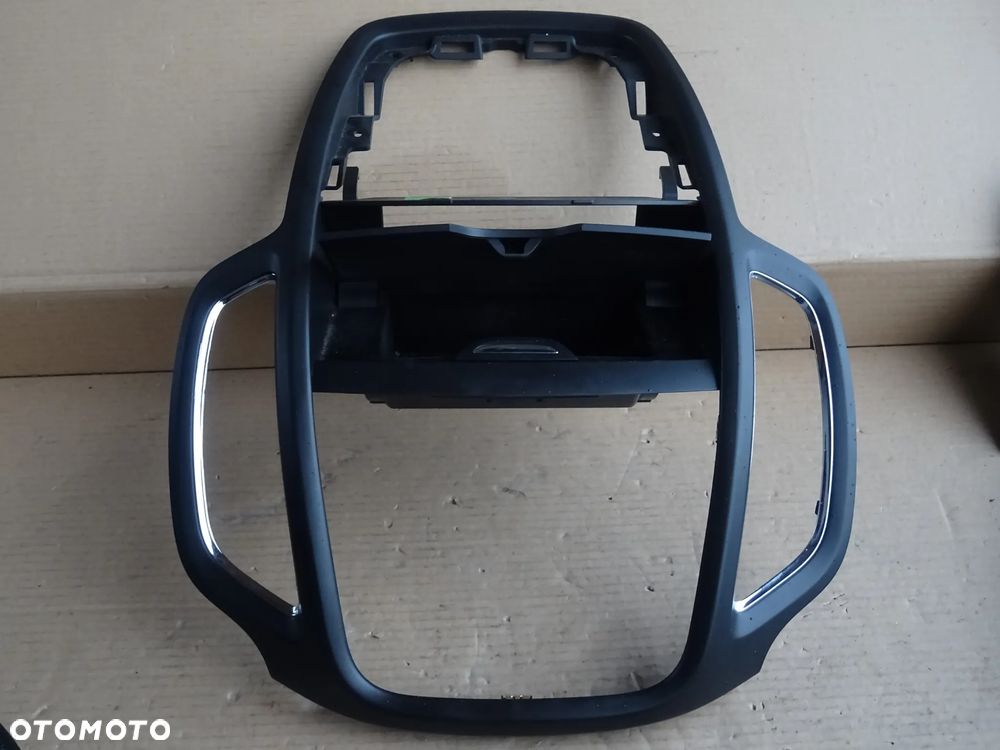 OPEL ZAFIRA C RAMKA DESKI RADIO NAWIEWY SCHOWEK - 1