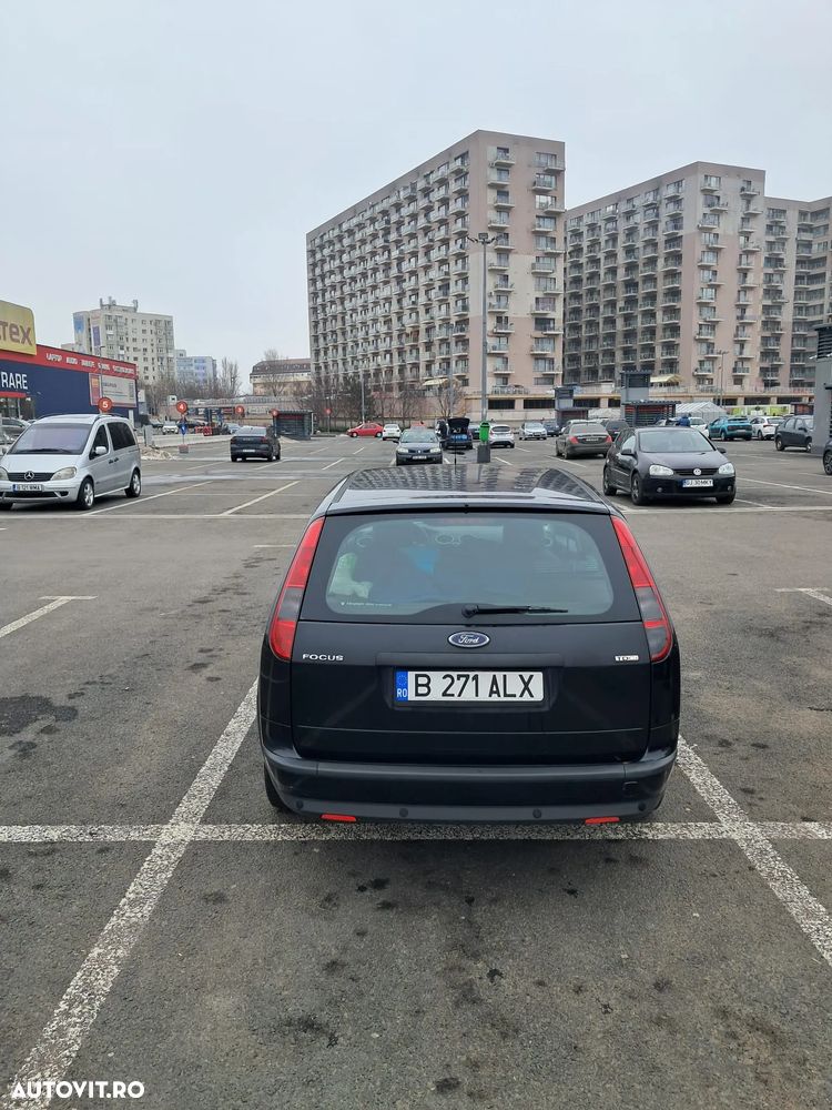 Ford Focus 1.6 TDCi Ambiente - 3