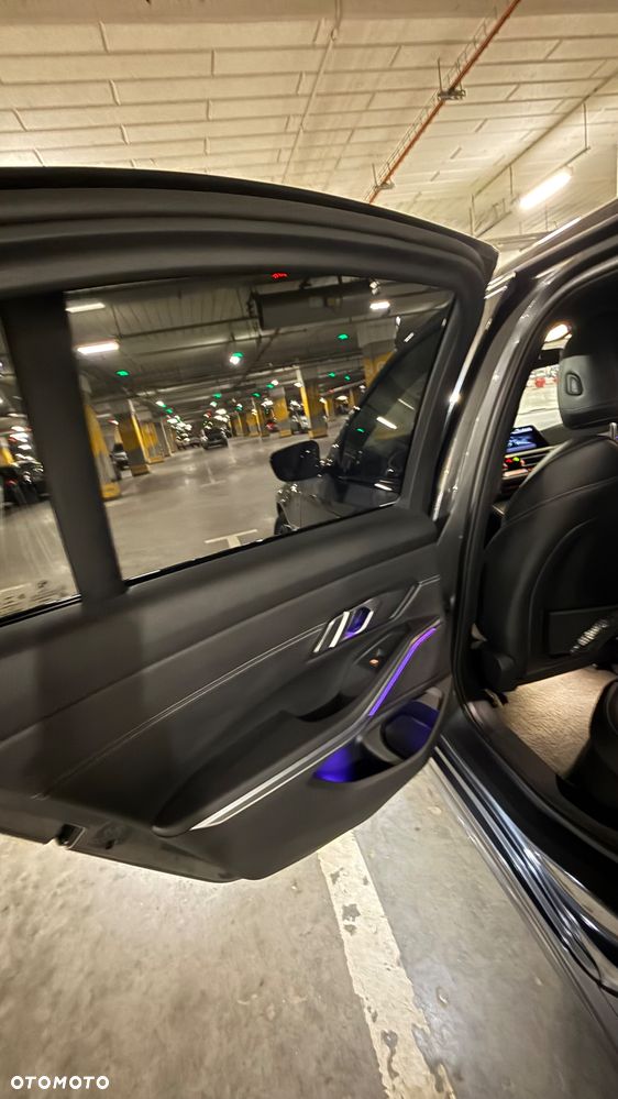 BMW Seria 3 330i xDrive M Sport sport - 8