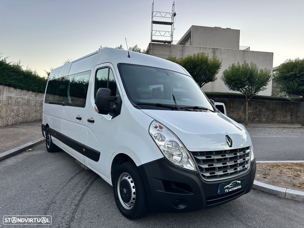 Renault Master 17 Lugares - 17