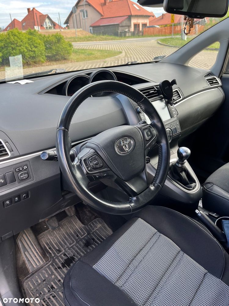Toyota Verso 1.8 Premium 7os EU6 - 12