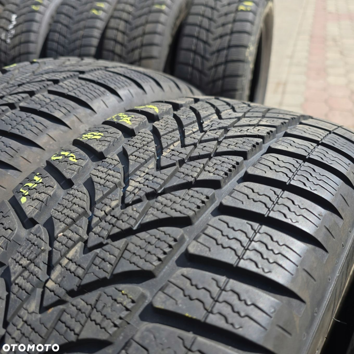 SEMPERIT WINTER SPORT SPORT 4D 225/55R17 97H 7,5mm 19R 4X - 3