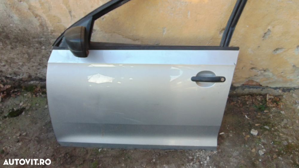 Usa stanga fata Skoda Rapid an 2012-2017,oglinda,macara,broasca,butoane geamuri - 2