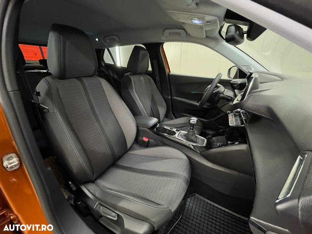 Peugeot 2008 PureTech 100 Stop&Start Allure - 11