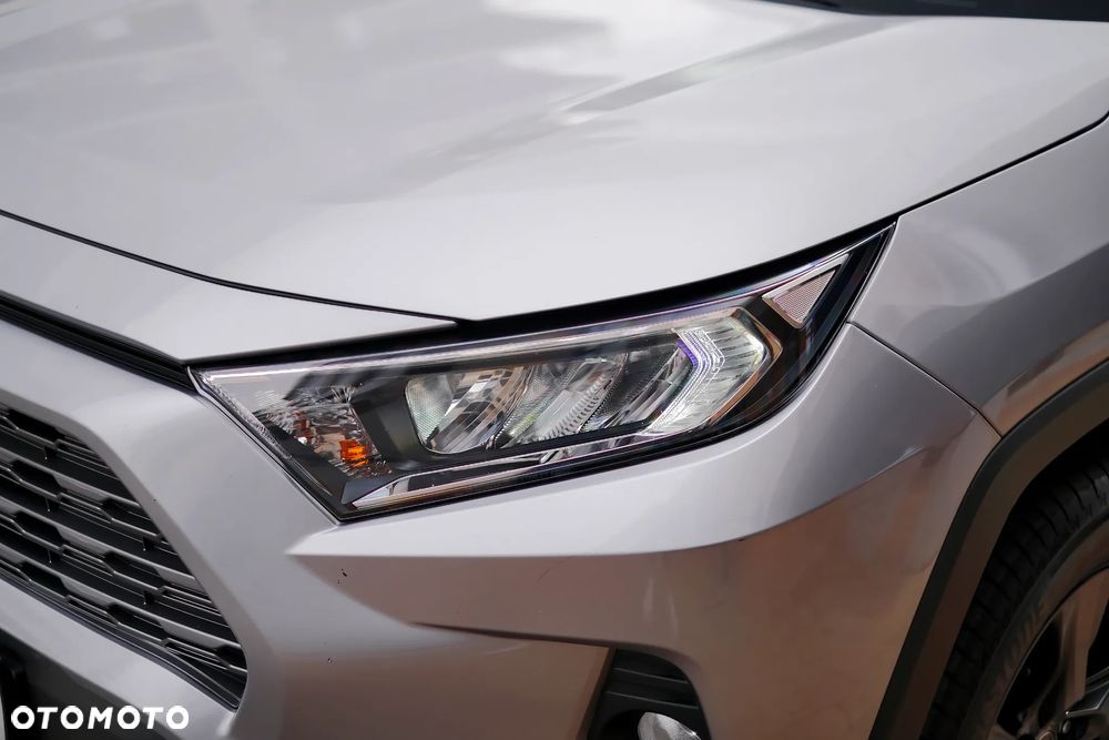 Toyota RAV4 2.0 Active 4x2 - 5