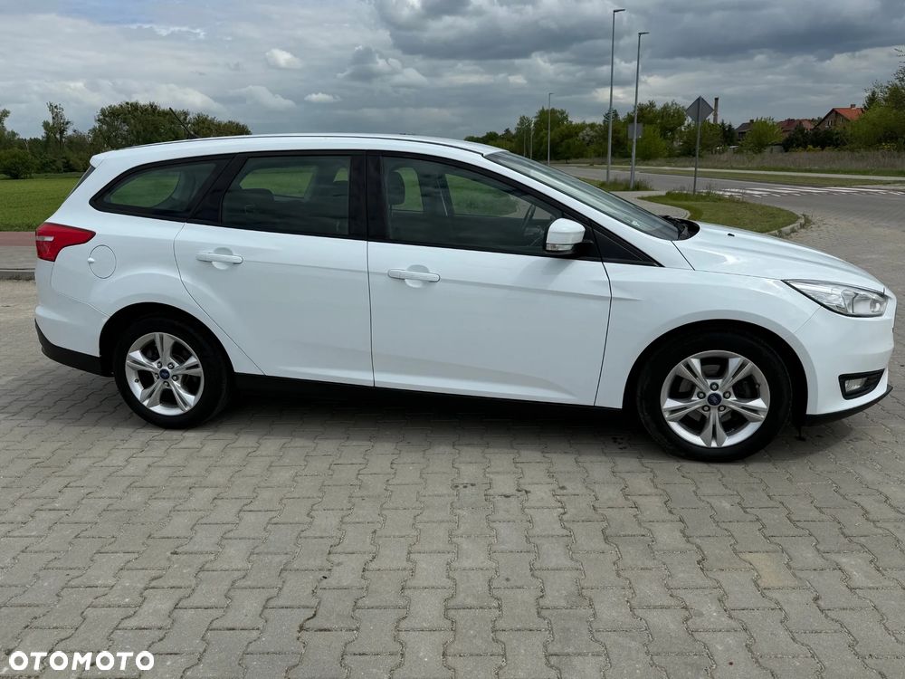 Ford Focus 1.5 TDCi DPF Start-Stopp-System Ambiente - 7