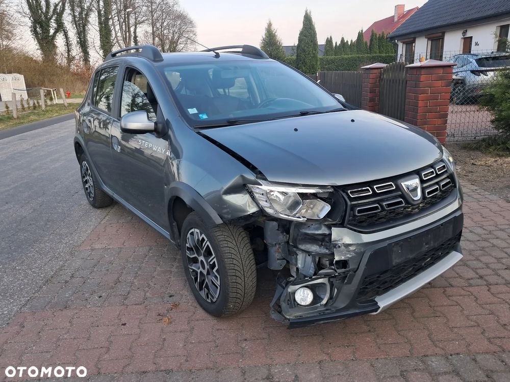 Dacia Sandero Stepway dCi 90 (S&S) Celebration - 16
