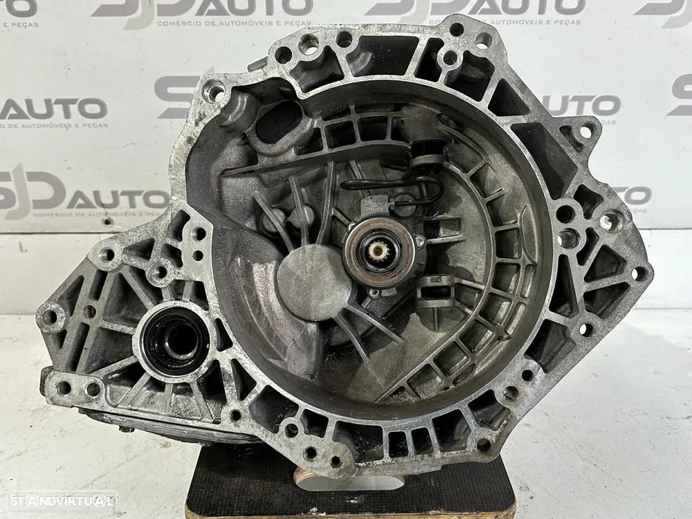 Caixa Velocidades (F17) - Opel Corsa D (1.3 CDTI) - 1