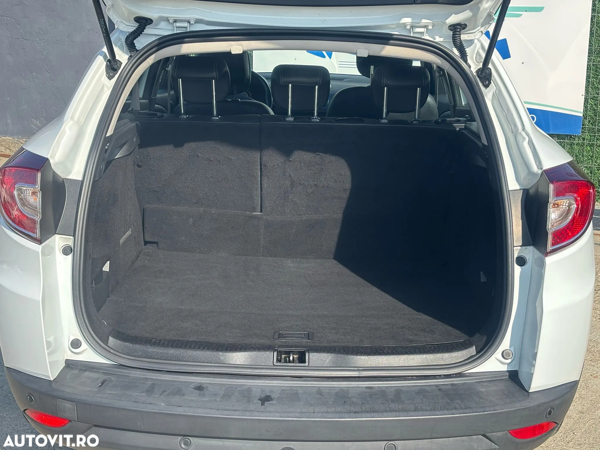 Renault Megane ENERGY dCi 110 Start & Stop Bose Edition - 22