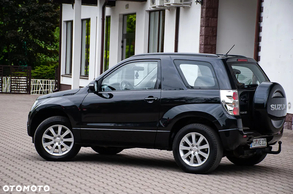 Suzuki Grand Vitara 2.4 Premium - 9