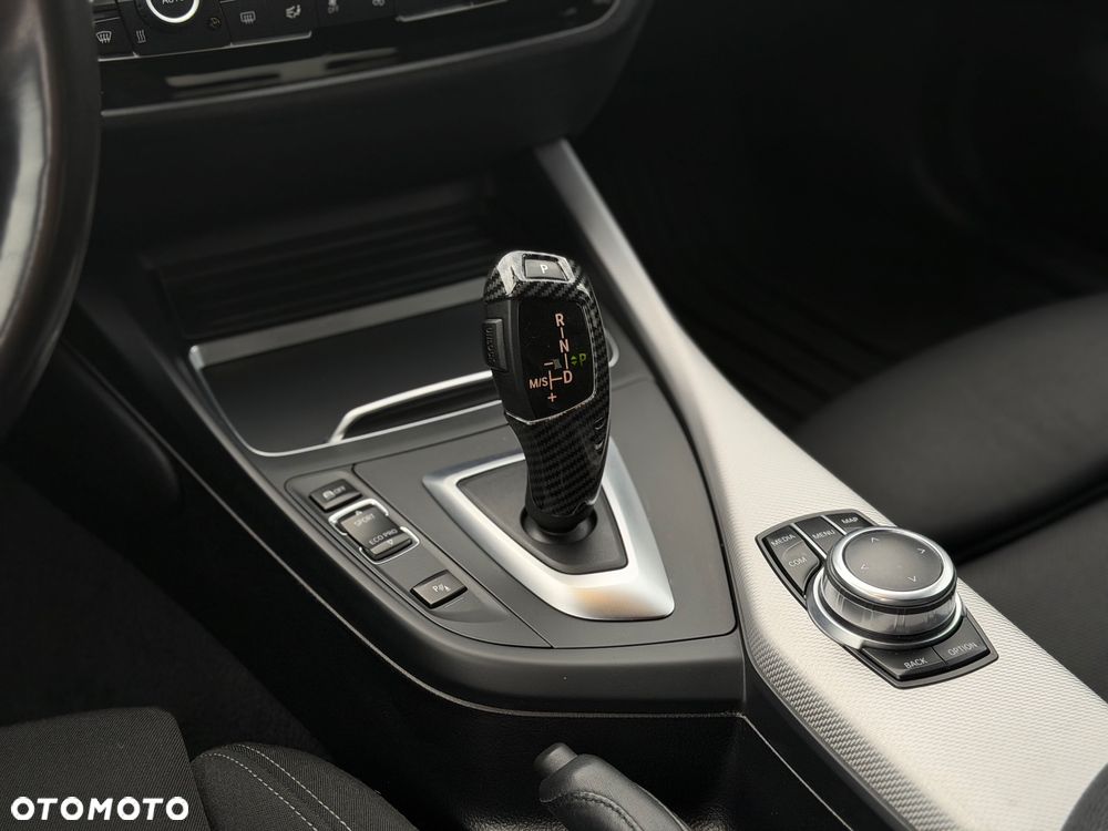 BMW Seria 1 118d M Sport Shadow - 8