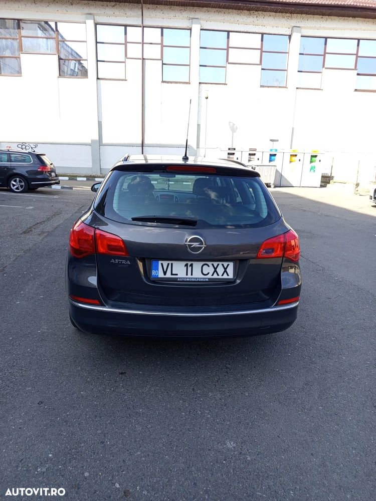 Opel Astra 1.4 - 5