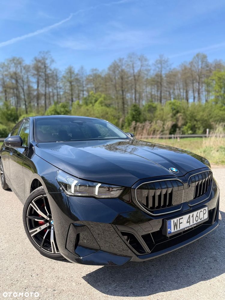 BMW Seria 5 540d xDrive mHEV M Sport - 2