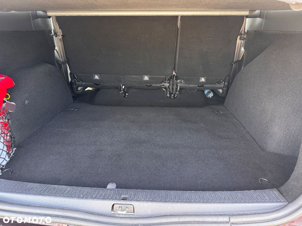 Dacia Lodgy 1.6 SCe Open S&S - 6