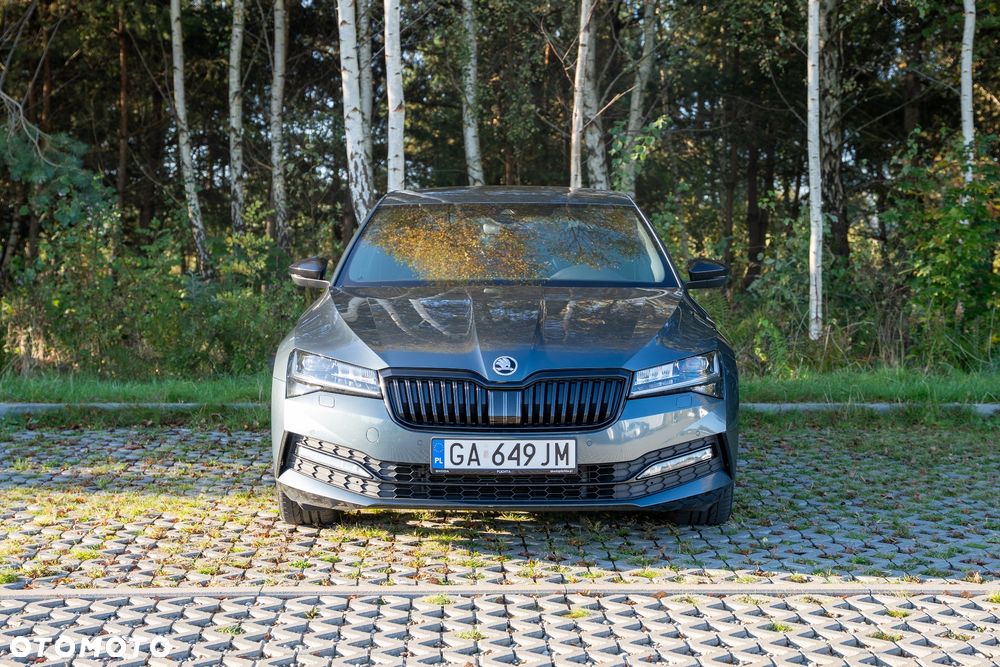 Skoda Superb 2.0 TSI Sportline DSG - 2