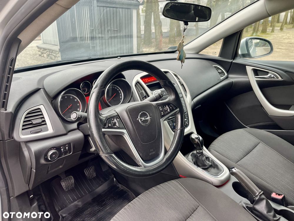 Opel Astra - 6