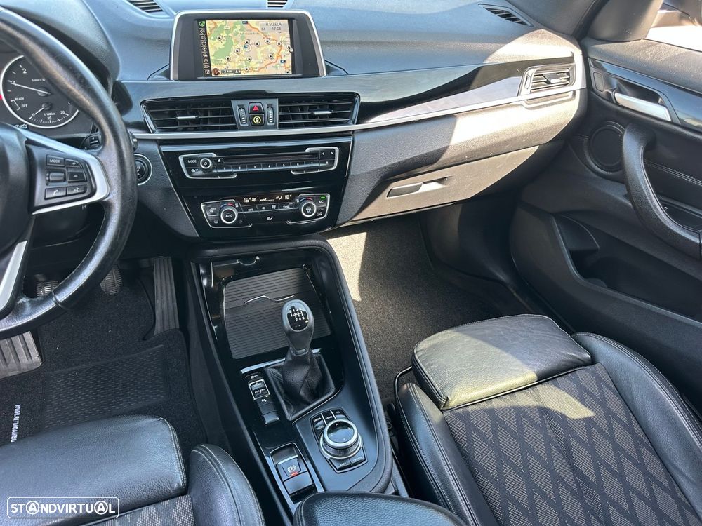 BMW X1 16 d sDrive Line xLine - 23