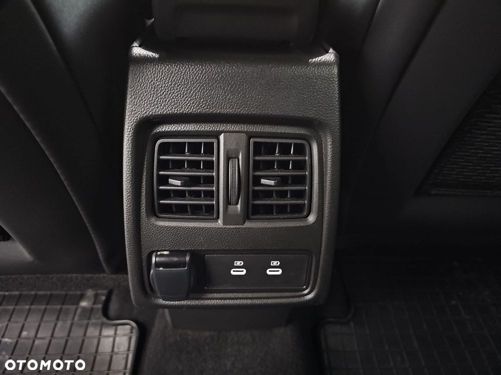 Renault Captur 1.0 TCe Techno - 24