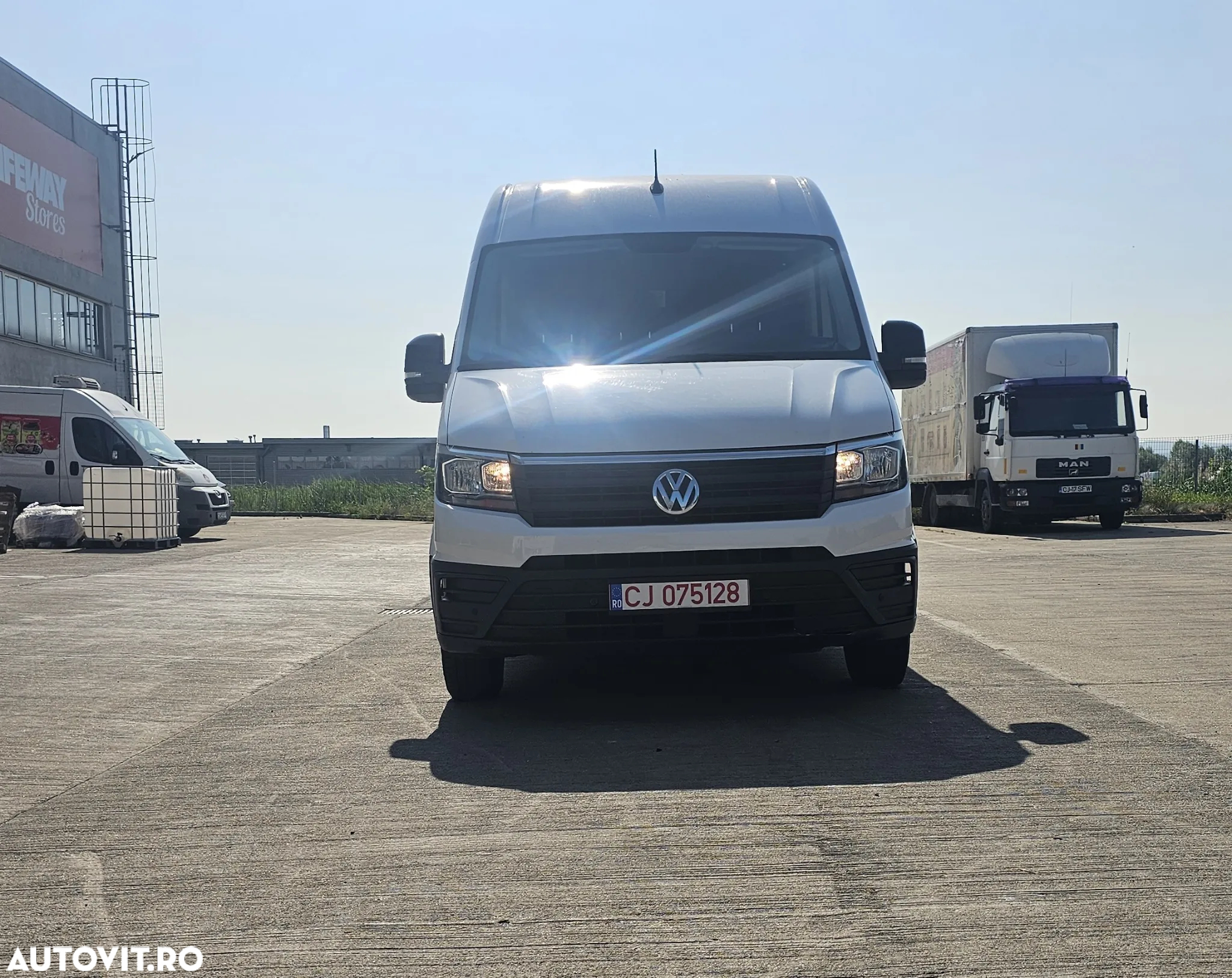 Volkswagen CRAFTER L4H3 2.0 tdi 140cp - 4