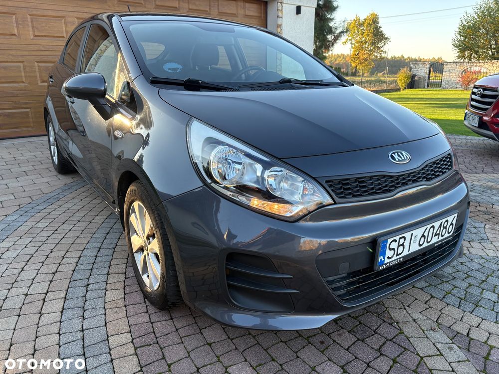 Kia Rio 1.2 L - 2