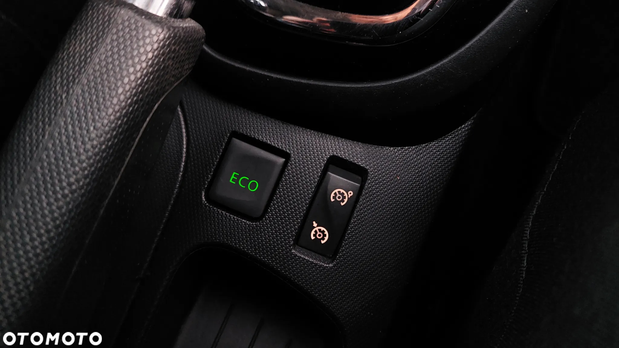 Renault Captur 1.2 Energy TCe Intens EDC EU6 - 25
