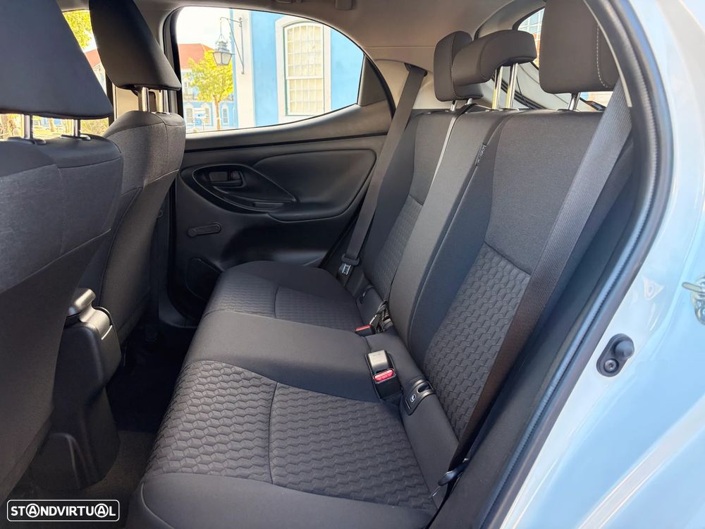 Toyota Yaris 1.5 HDF Comfort Plus - 16