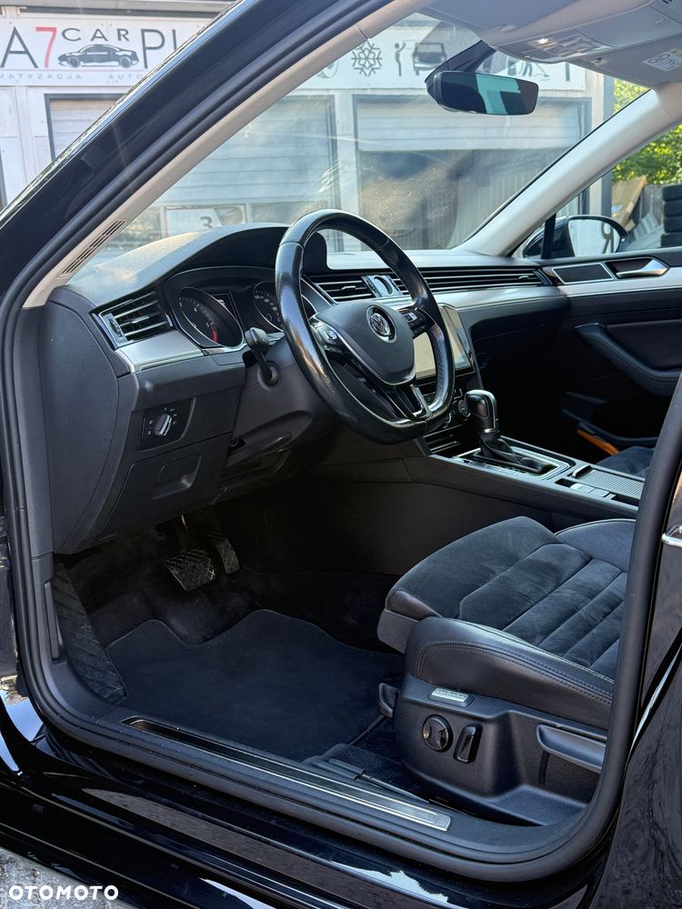 Volkswagen Passat 2.0 TDI BMT Highline DSG - 11