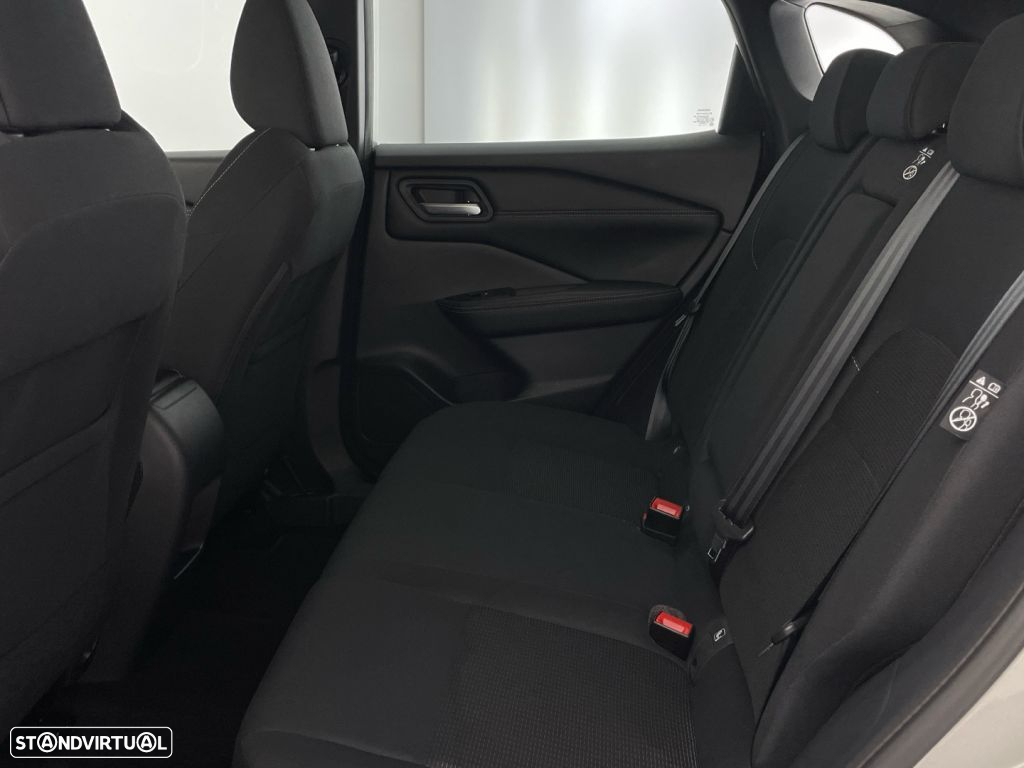Nissan Qashqai 1.3 DIG-T Acenta - 12
