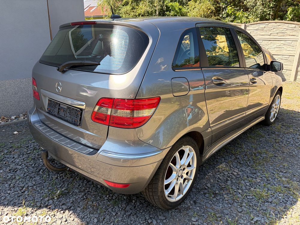 Mercedes-Benz Klasa B 180 CDI EU5 - 2