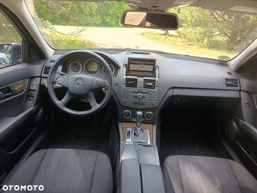 Mercedes-Benz Klasa C 220 CDI DPF Automatik BlueEFFICIENCY - 14