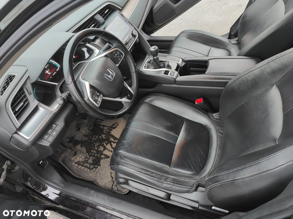 Honda Civic 1.5 T Executive - 12