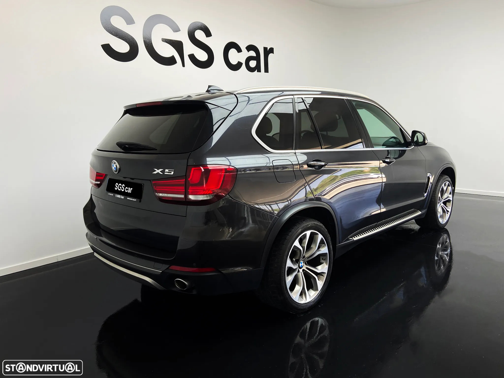 BMW X5 25 d sDrive Comfort 7L - 4