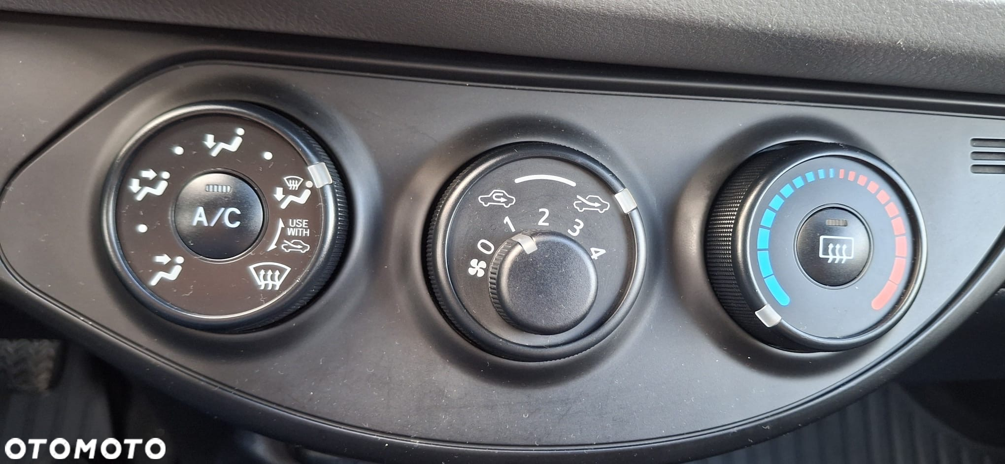 Toyota Yaris 1.0 Active - 14