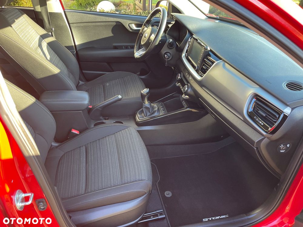 Kia Stonic 1.0 T-GDI 120 Platinum Edition - 7