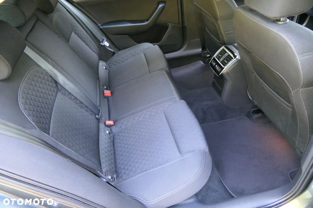 Skoda Superb 1.6 TDI Style - 23