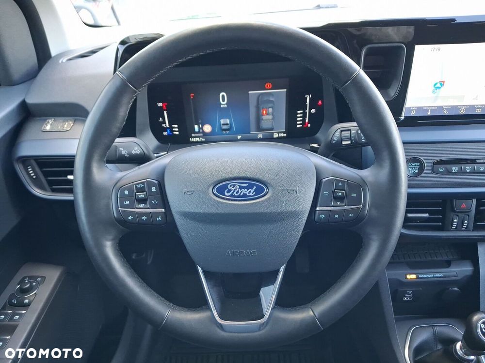 Ford Tourneo Courier - 13