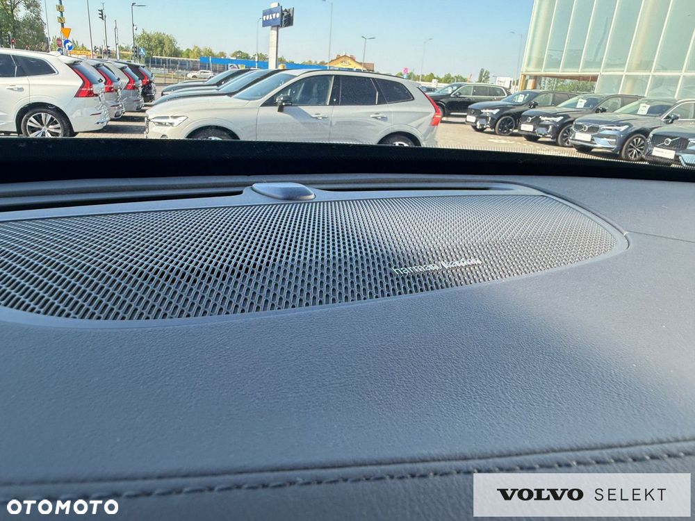 Volvo XC 90 - 31