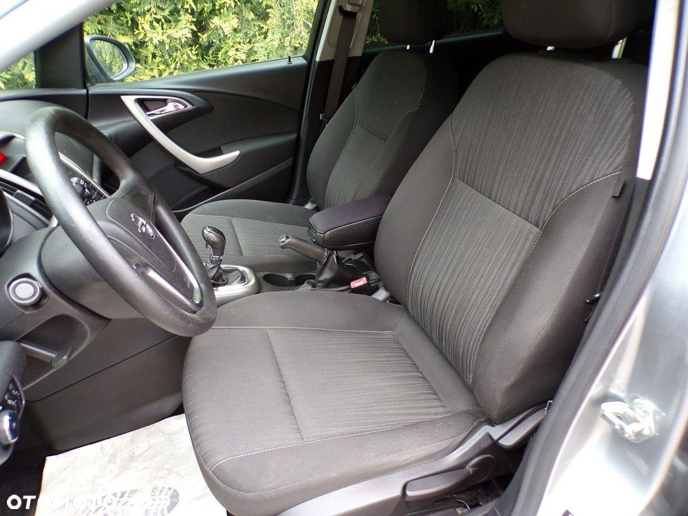 Opel Astra - 19