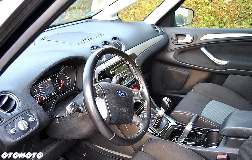 Ford S-Max 2.0 TDCi Titanium - 11