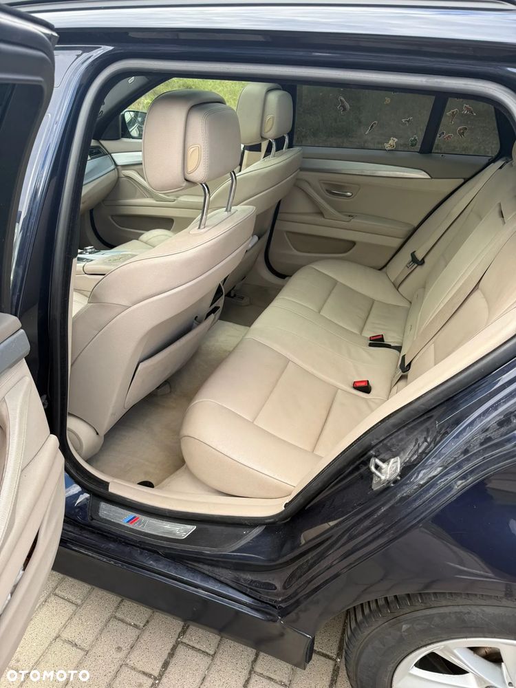 BMW Seria 5 520d - 7