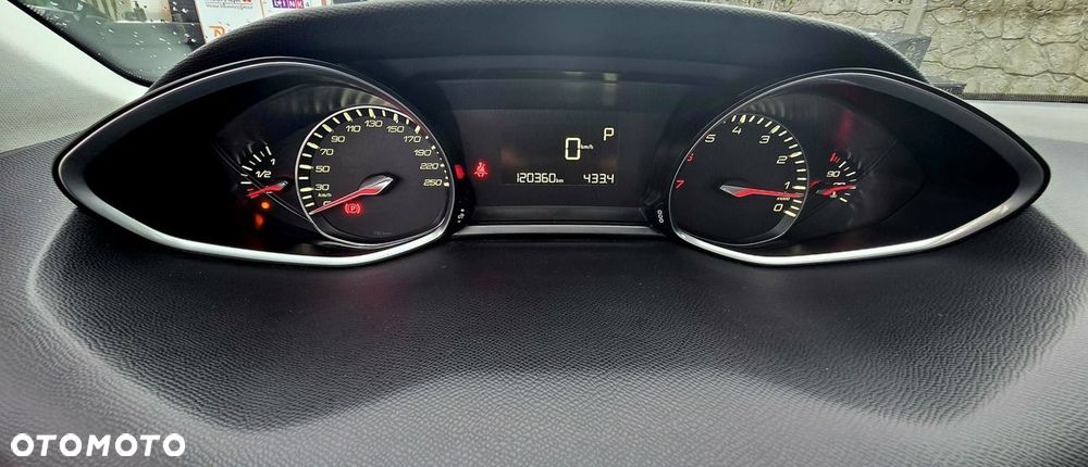 Peugeot 308 - 15