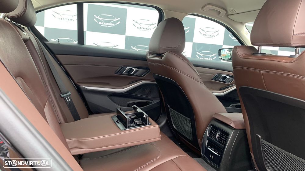 BMW 320 e Aut. Advantage - 35