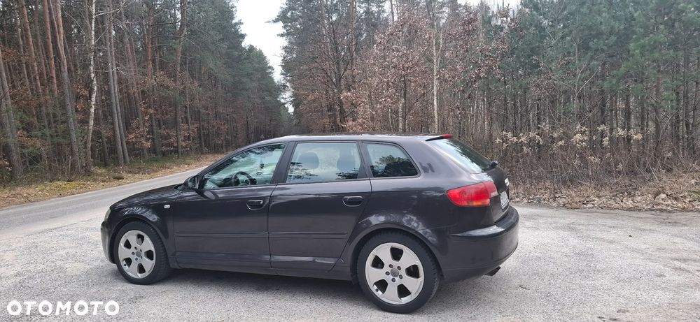 Audi A3 Sportback 2.0 TDI Ambiente - 4