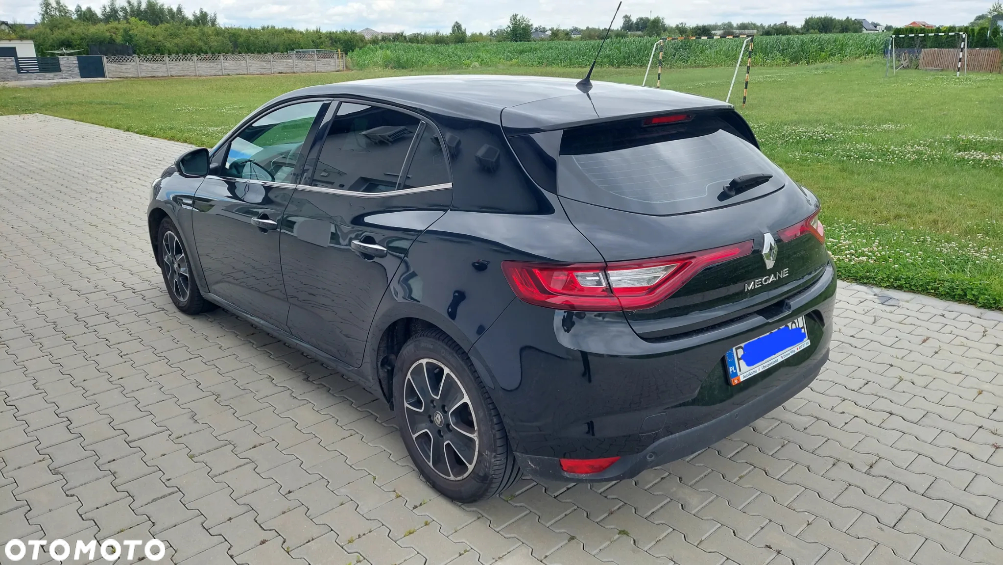 Renault Megane 1.5 dCi Intens EDC - 6