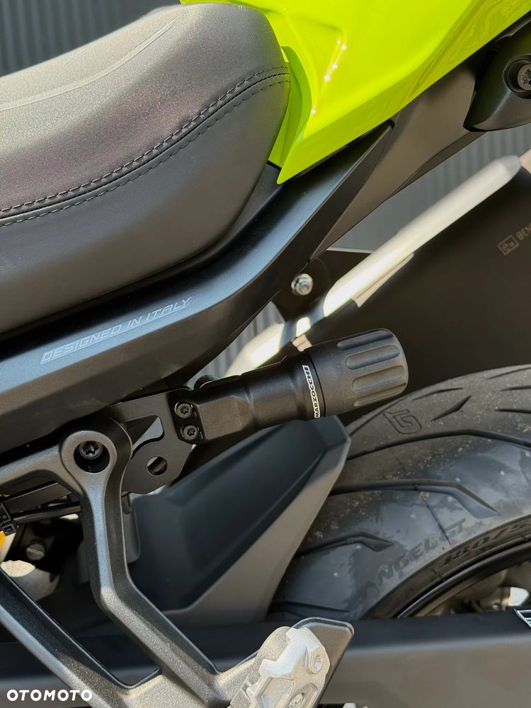 Benelli Inny - 13