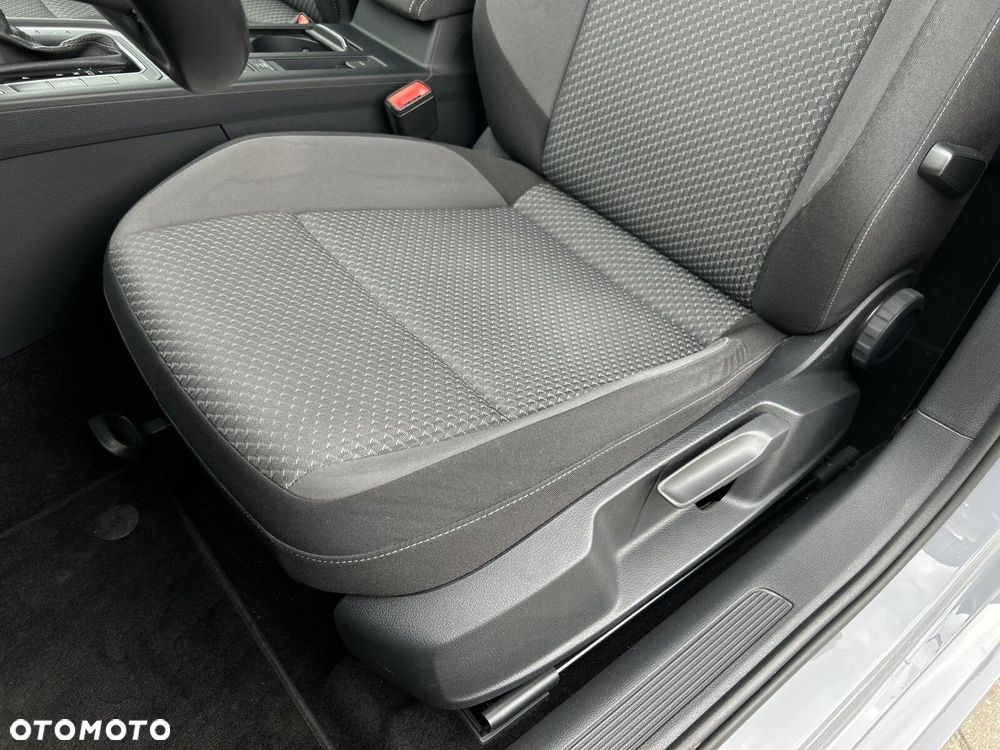 Volkswagen Passat Variant 2.0 TDI EVO Business DSG - 13