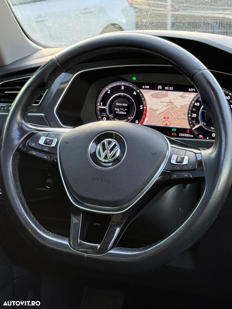 Volkswagen Tiguan 2.0 TDI 4Mot DSG Comfortline - 16