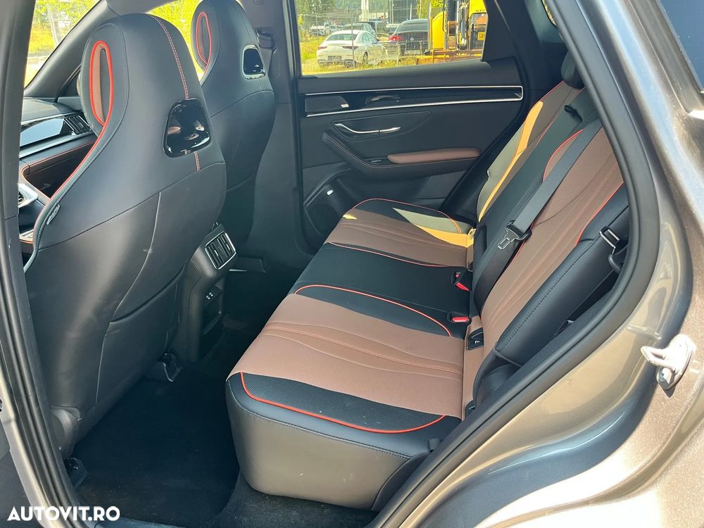 Byd Seal U DM-i PHEV Boost - 12